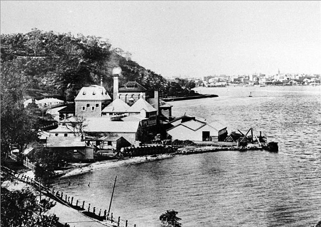 Old Swan Brewery with Jetty and Kentish Lass- photo Batte Library